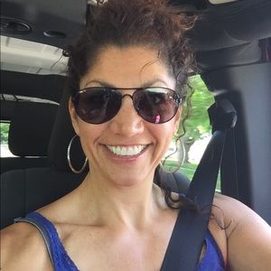 Meet your Posher, Rachel